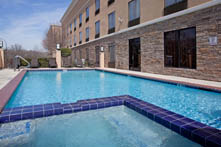 Arlington Texas Hotel Outdoor Swimming Pool